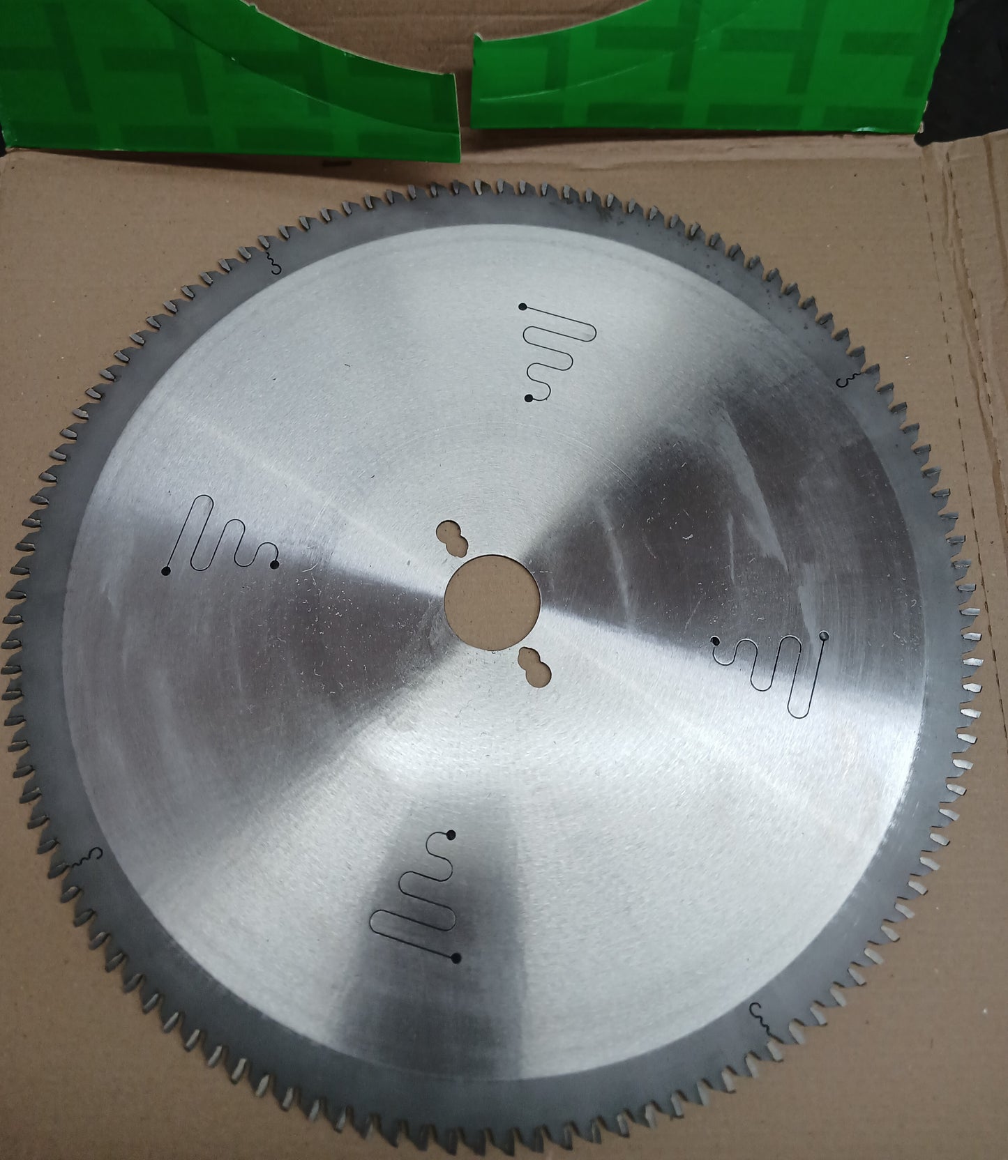 Disco Corte 3,2 Alumínio Ø 40 cm x 120 dentes